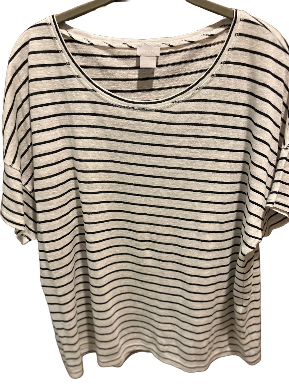 50. WOMENS CHICO’S 2/L DETAIL TOP